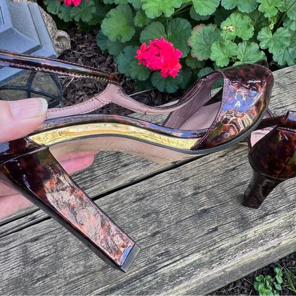 Vince Camuto Tezer T-Strap Sandal Block Heels Tortoise Brown Patent Women's 6 B - Picture 5 of 11